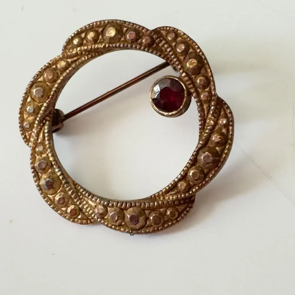 Vintage lot gold